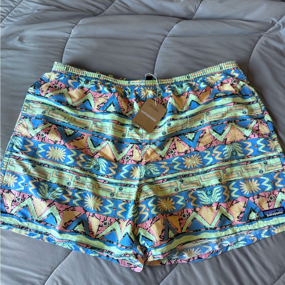 Patagonia Blue and Yellow Hybrid Shorts Lightweight Elastic Waist